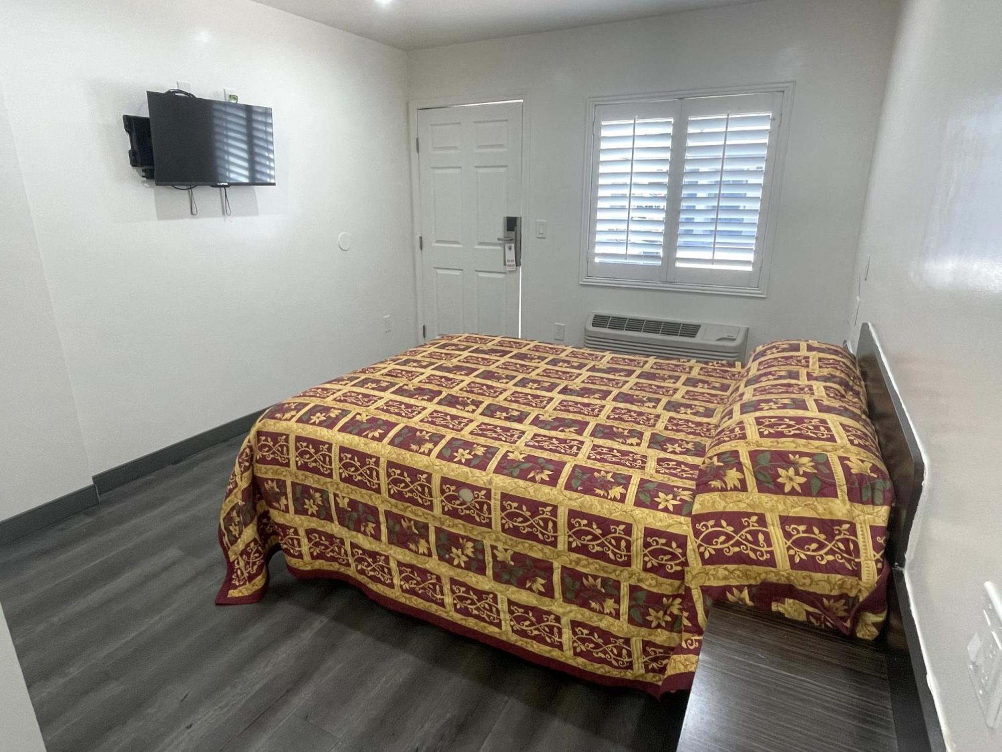 Newport Bay Inn Κόστα Μέσα Εξωτερικό φωτογραφία